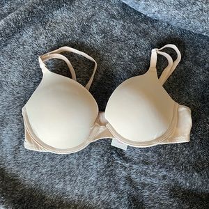 VS pink push up bra. 34B